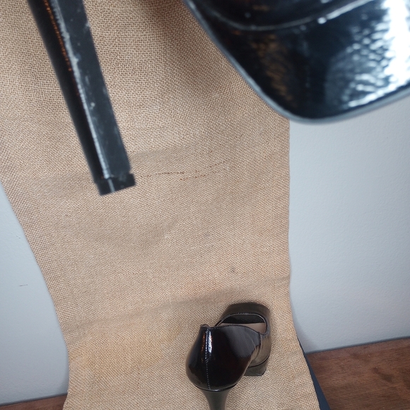 Qupid Black Platform Stilettoes 1" Platform 4" Heel Size 6 Comfy Sexy Open Toe - Picture 8 of 10